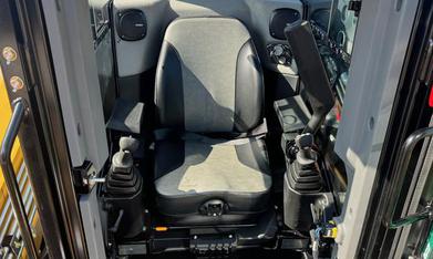 RT-120 Interior